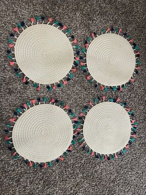 Like New- Woven Round Placemats with Pink, Teal, and Navy Tassels - Set of 4